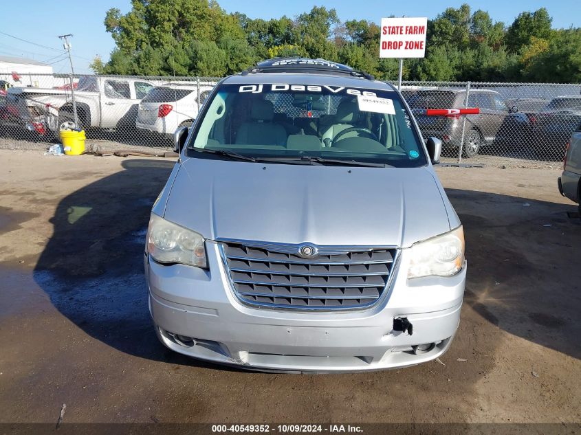 2A8HR54P28R600915 2008 Chrysler Town & Country Touring