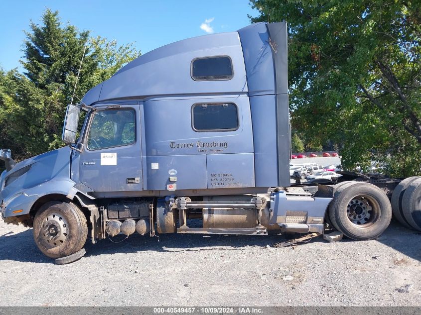 4V4NC9EH5KN903724 2019 Volvo Vnl