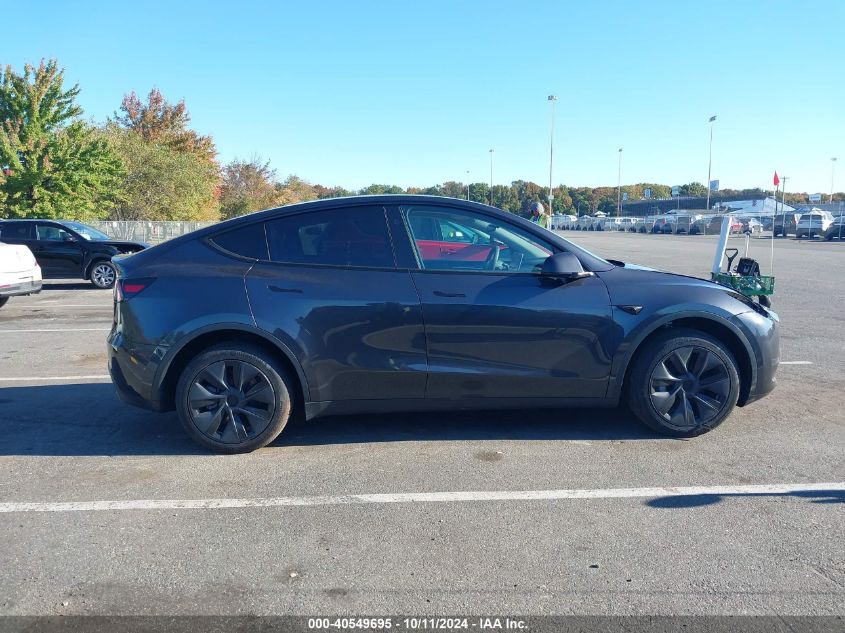 2024 Tesla Model Y Long Range Dual Motor All-Wheel Drive/Rwd VIN: 7SAYGDED0RF178607 Lot: 40549695