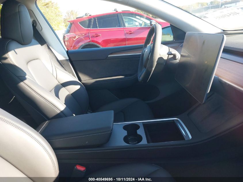 7SAYGDED0RF178607 2024 Tesla Model Y