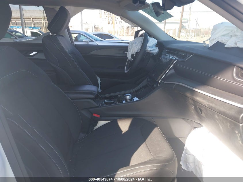 2023 JEEP GRAND CHEROKEE VIN: 1C4RJJAG5P8843371