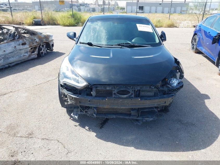 2013 Hyundai Veloster Turbo W/Blue VIN: KMHTC6AE5DU119982 Lot: 40549981