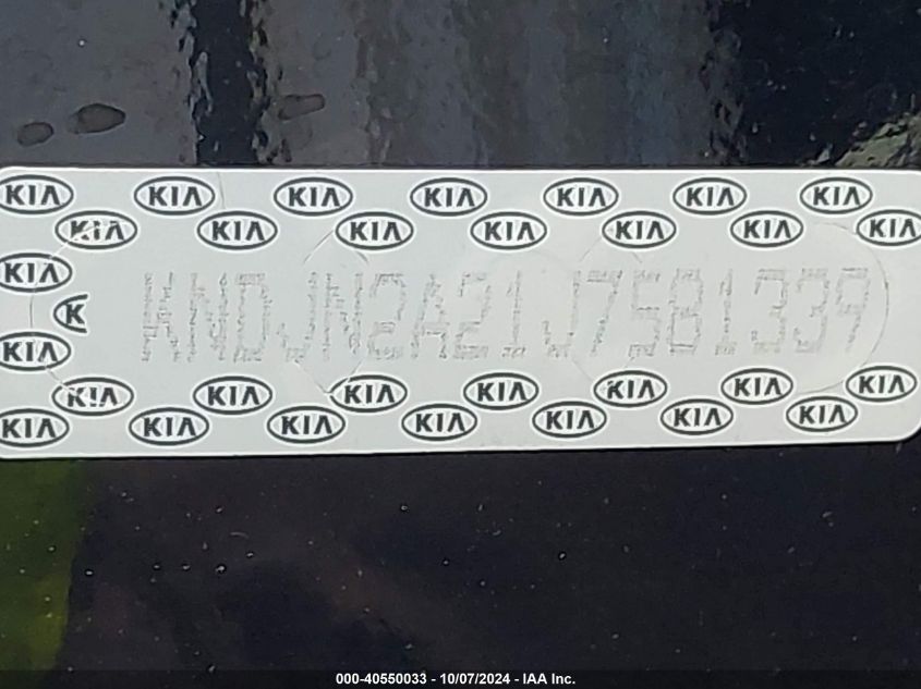 KNDJN2A21J7581339 2018 Kia Soul