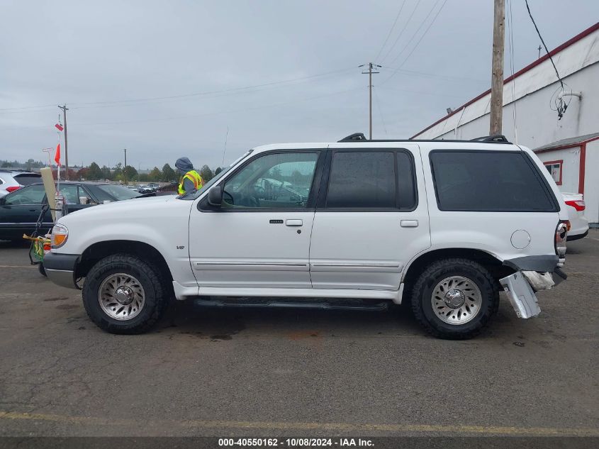 1999 Ford Explorer Eddie Bauer/Limited Edition/Xlt VIN: 1FMDU32P8XZB53907 Lot: 40550162