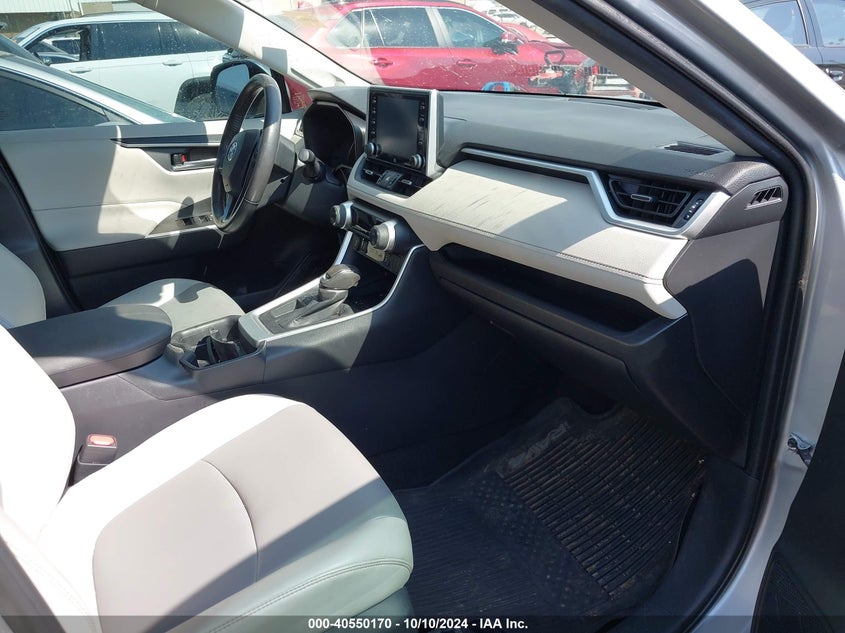 2019 TOYOTA RAV4 XLE PREMIUM - 2T3C1RFV2KC009123