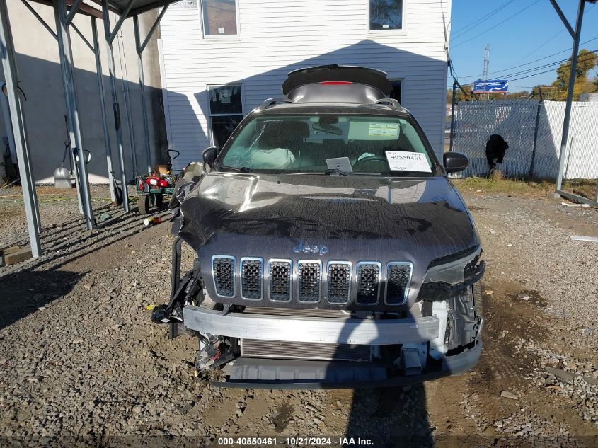 2019 Jeep Cherokee Latitude Plus 4X4 VIN: 1C4PJMLB1KD101186 Lot: 40550461