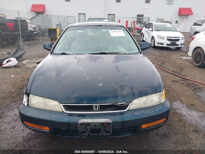 1996 Honda Accord Ex VIN: 1HGCD5669TA031354 Lot: 40550497