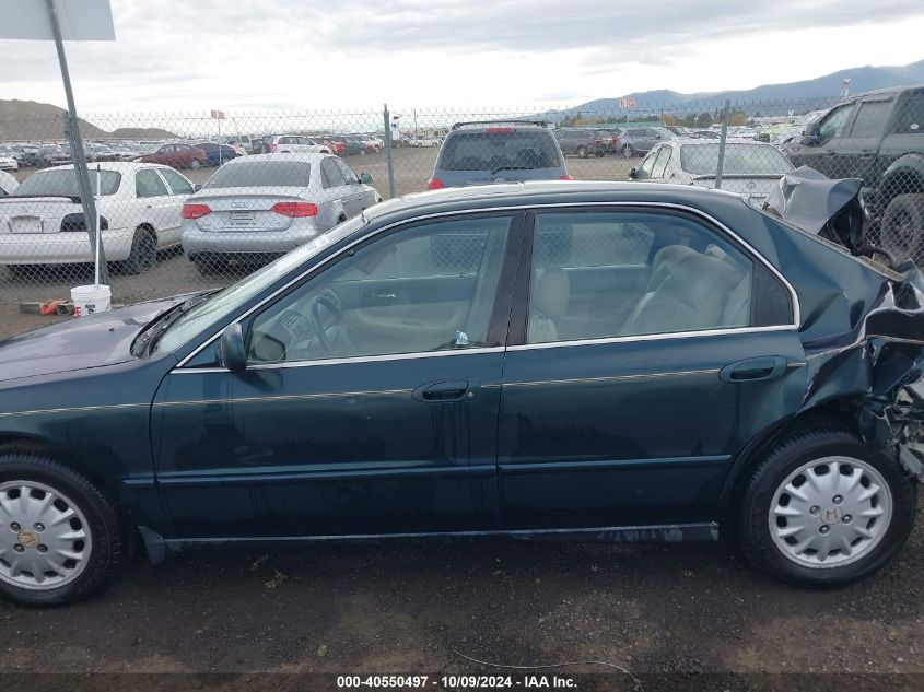 1996 Honda Accord Ex VIN: 1HGCD5669TA031354 Lot: 40550497