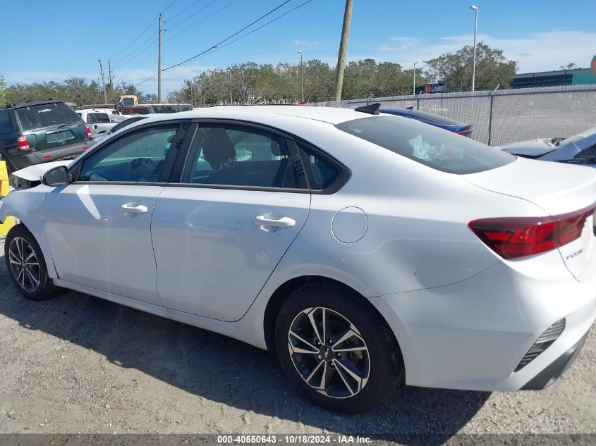 2024 Kia Forte Lxs VIN: 3KPF24AD8RE794263 Lot: 40550643