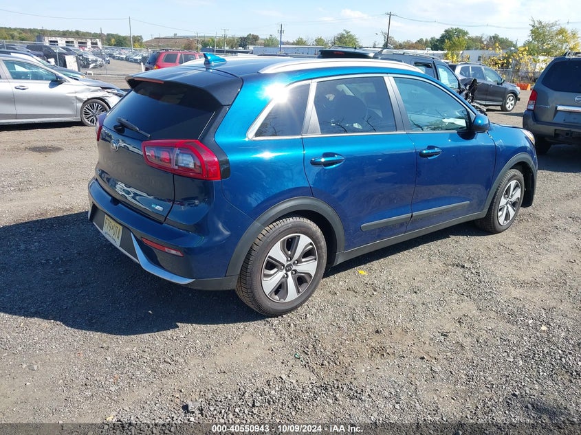 VIN KNDCB3LCXH5047517 2017 KIA NIRO LX