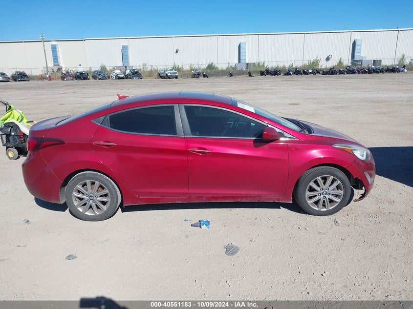 5NPDH4AE6FH558085 2015 Hyundai Elantra Se
