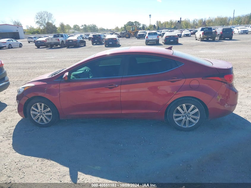 5NPDH4AE6FH558085 2015 Hyundai Elantra Se