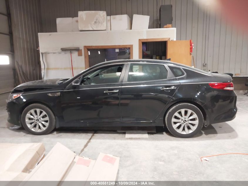 5XXGT4L35JG257609 2018 Kia Optima Lx/S