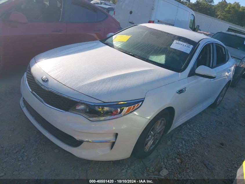 5XXGT4L34JG235519 2018 Kia Optima Lx