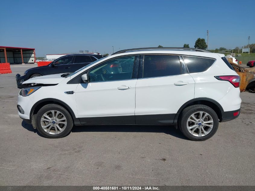 1FMCU9GD0JUB82416 2018 Ford Escape Se