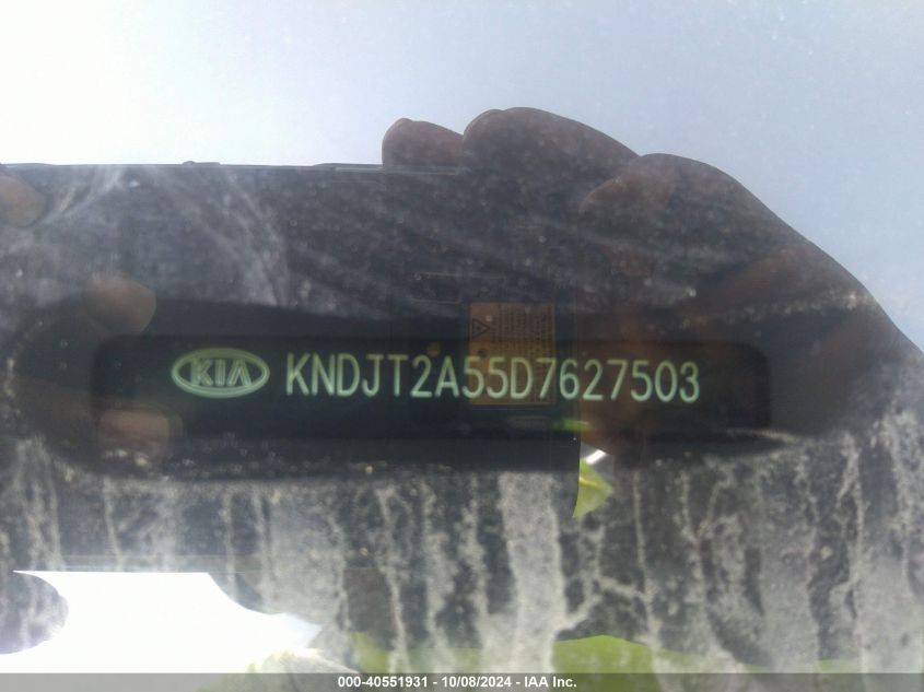 KNDJT2A55D7627503 2013 Kia Soul