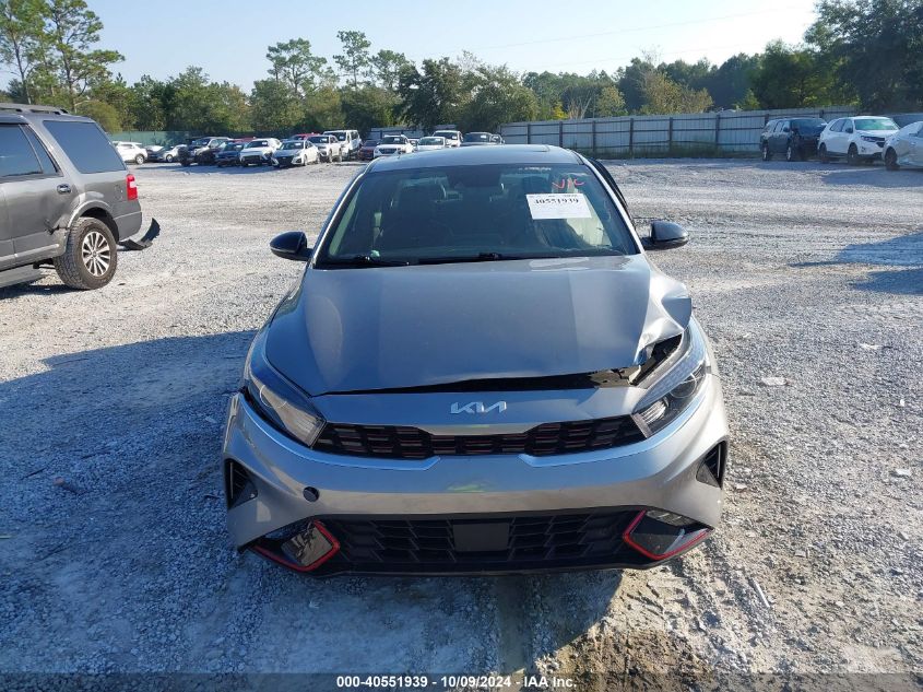 3KPF54AD1NE421163 2022 Kia Forte Gt Line