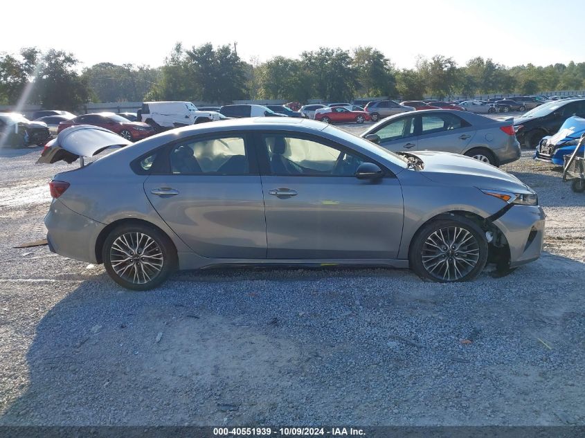 3KPF54AD1NE421163 2022 Kia Forte Gt Line