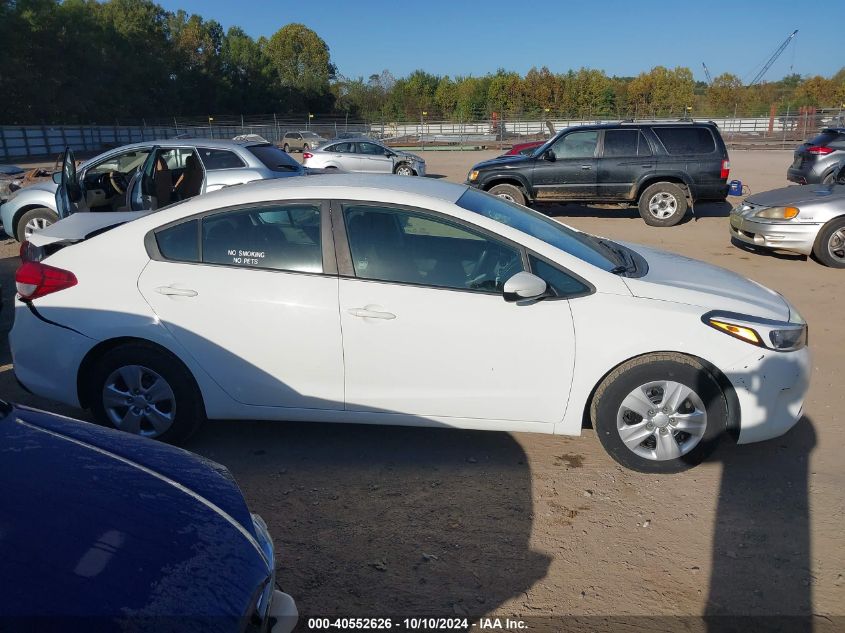 2017 Kia Forte Lx VIN: 3KPFK4A77HE093769 Lot: 40552626