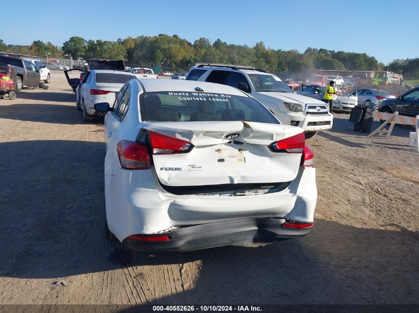 2017 Kia Forte Lx VIN: 3KPFK4A77HE093769 Lot: 40552626