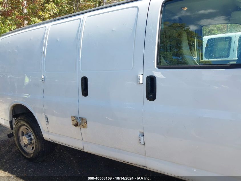 2015 Chevrolet Express 2500 Work Van VIN: 1GCWGFCFXF1124465 Lot: 40553159