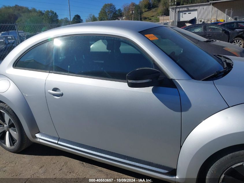 2012 Volkswagen Beetle 2.0T Turbo VIN: 3VW467AT0CM647725 Lot: 40553657