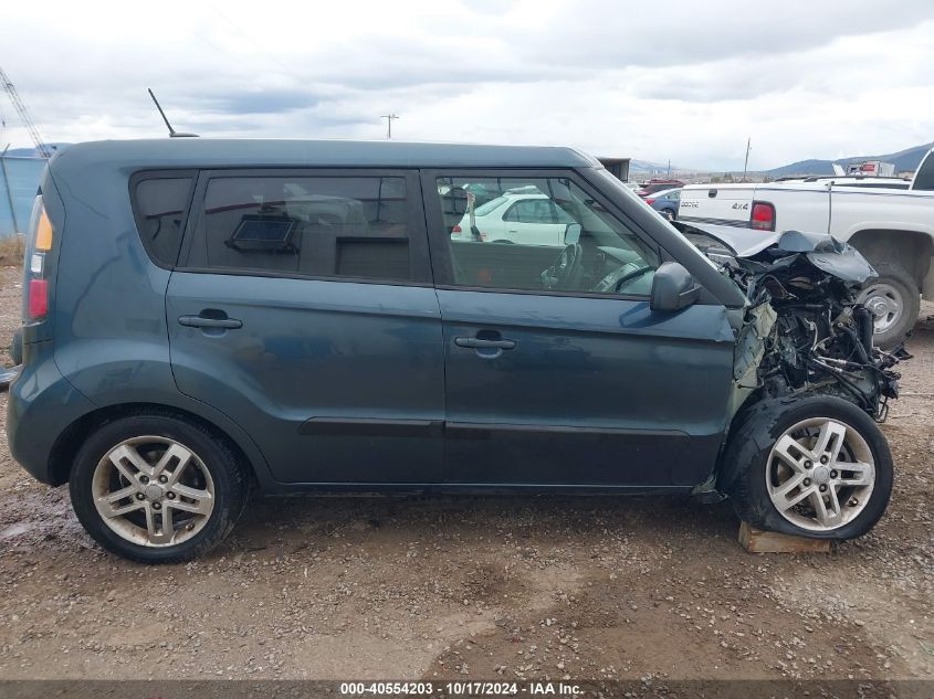 2011 Kia Soul + VIN: KNDJT2A20B7198936 Lot: 40554203