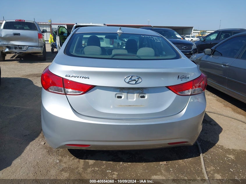 5NPDH4AE2BH030277 2011 Hyundai Elantra Gls/Limited
