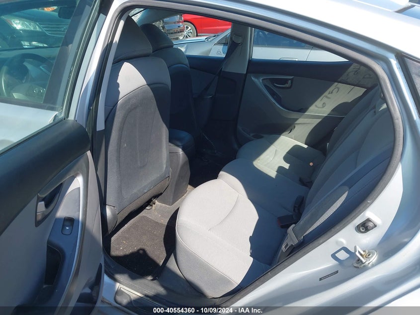 5NPDH4AE2BH030277 2011 Hyundai Elantra Gls/Limited