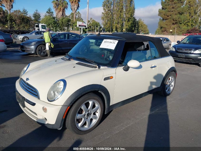 2006 Mini Cooper VIN: WMWRF33566TG15920 Lot: 40554626