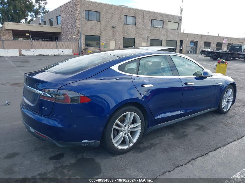 VIN 5YJSA1S28FF095010 2015 TESLA MODEL S no.4