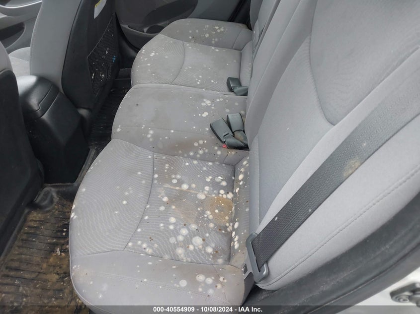 5NPDH4AE8FH622899 2015 Hyundai Elantra Se