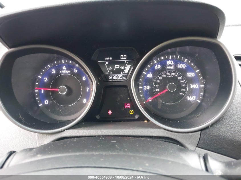 5NPDH4AE8FH622899 2015 Hyundai Elantra Se