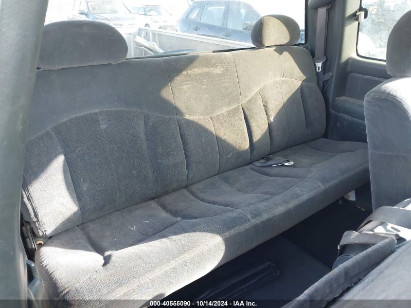 1999 Chevrolet Silverado C1500 VIN: 2GCEC19W7X1272618 Lot: 40555090