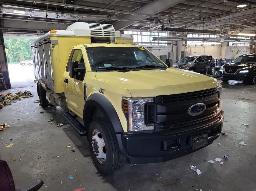 1FDUF5GY4KEE44184 2019 Ford F-550 Chassis Xl