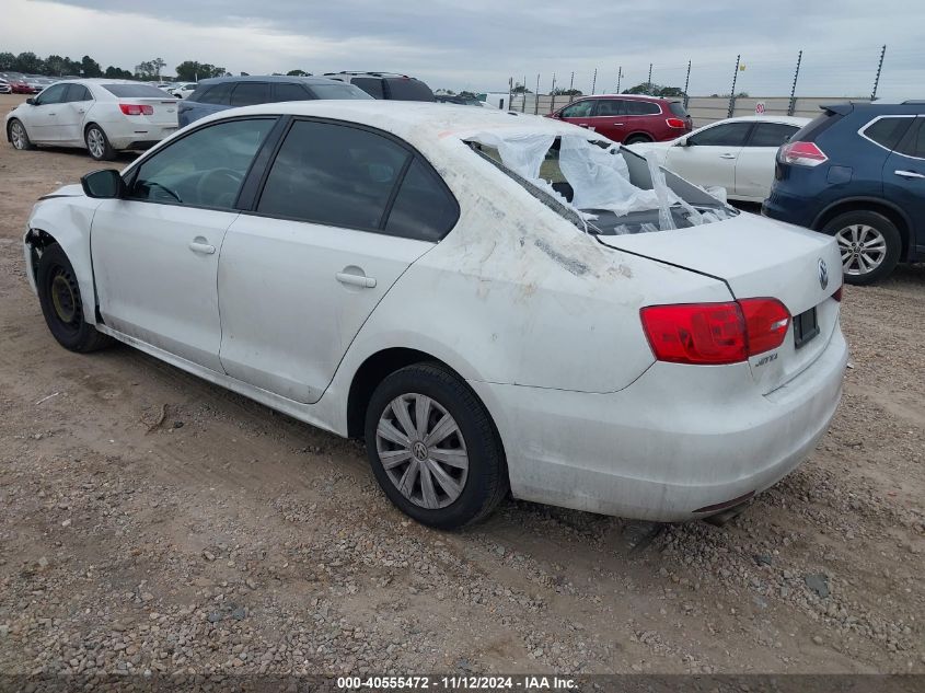 2014 Volkswagen Jetta 2.0L S VIN: 3VW2K7AJXEM235638 Lot: 40555472