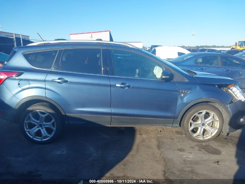 1FMCU9J95JUA88441 2018 Ford Escape Titanium