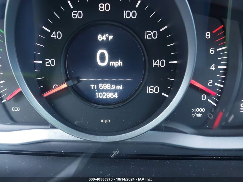 2016 Volvo Xc60 T5 VIN: YV440MDJ9G2913900 Lot: 40555970