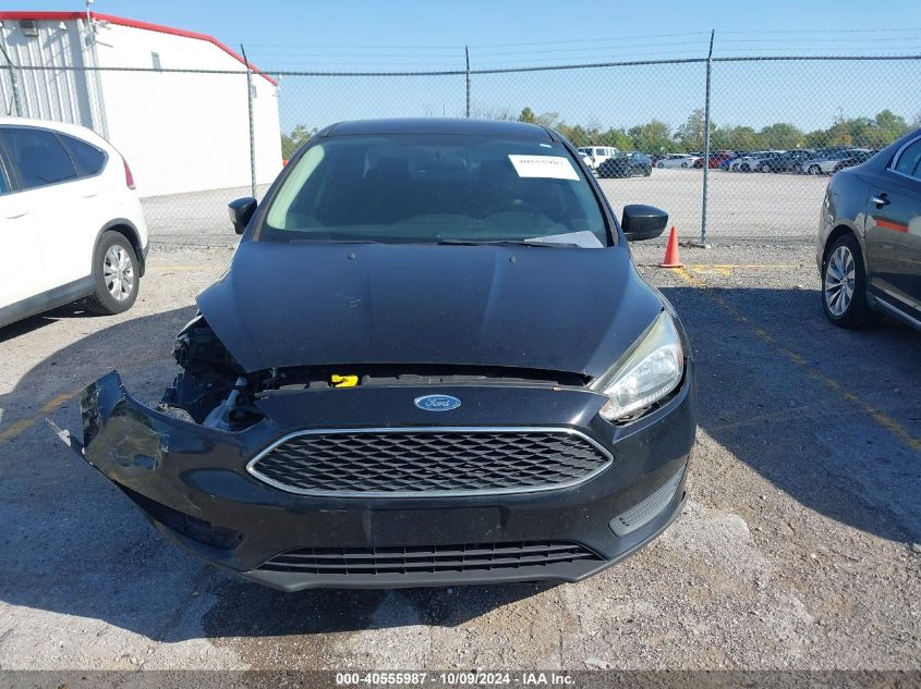 2018 Ford Focus Se VIN: 1FADP3F21JL237061 Lot: 40555987