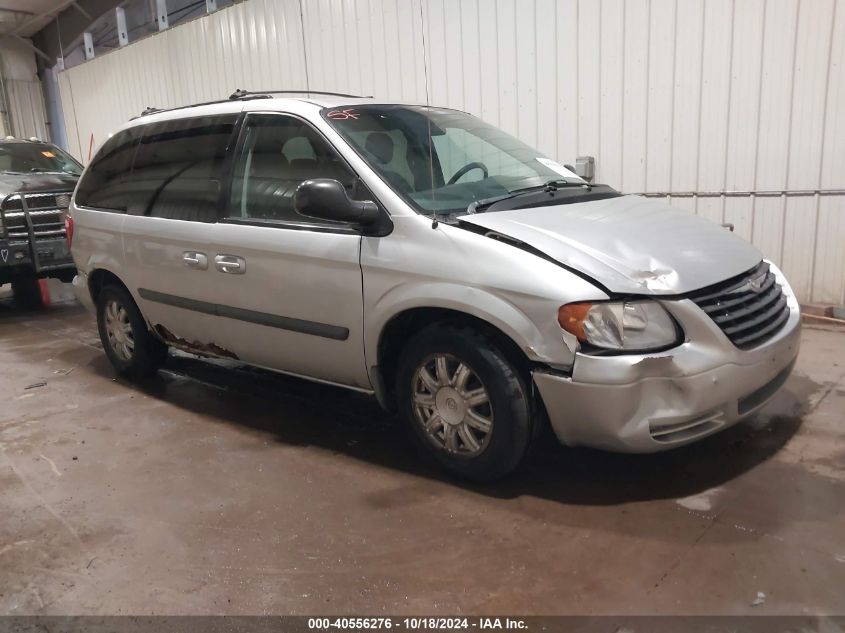 2005 Chrysler Town & Country VIN: 1C4GP45R25B380589 Lot: 40556276