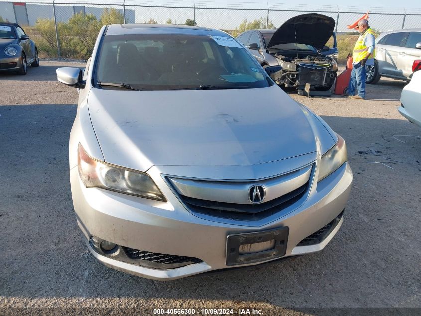 2013 Acura Ilx 2.0L VIN: 19VDE1F55DE005552 Lot: 40556300