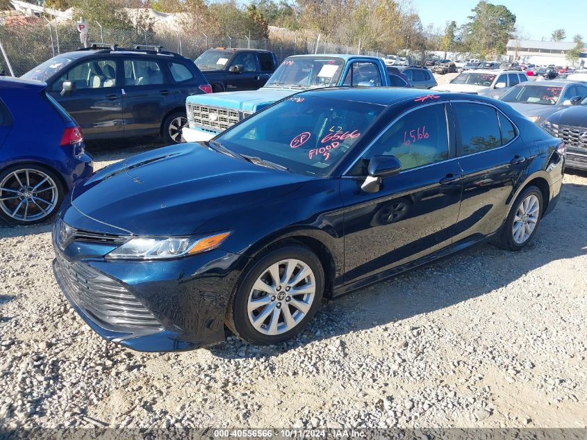 VIN 4T1B11HK9JU599259 2018 Toyota Camry, LE no.2