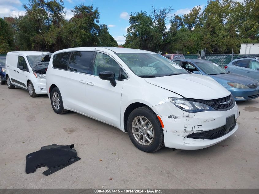 2024 CHRYSLER VOYAGER