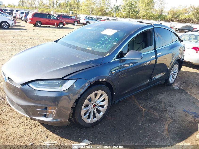 5YJXCBE22KF151731 2019 TESLA MODEL X - Image 2