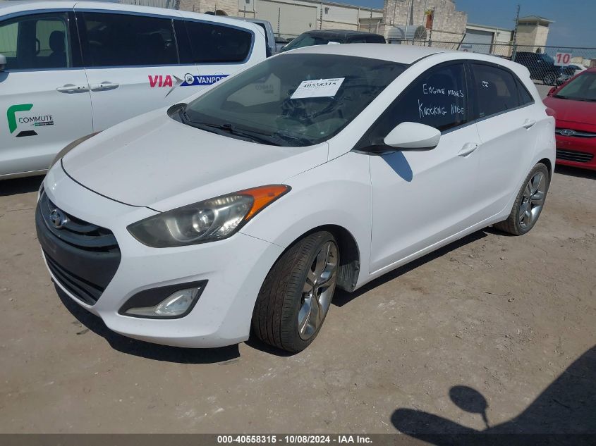 KMHD35LH2FU241224 2015 HYUNDAI ELANTRA - Image 2