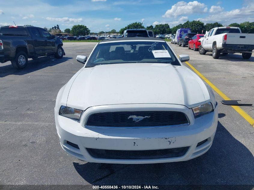 2014 Ford Mustang V6 Premium VIN: 1ZVBP8EM9E5208285 Lot: 40558436