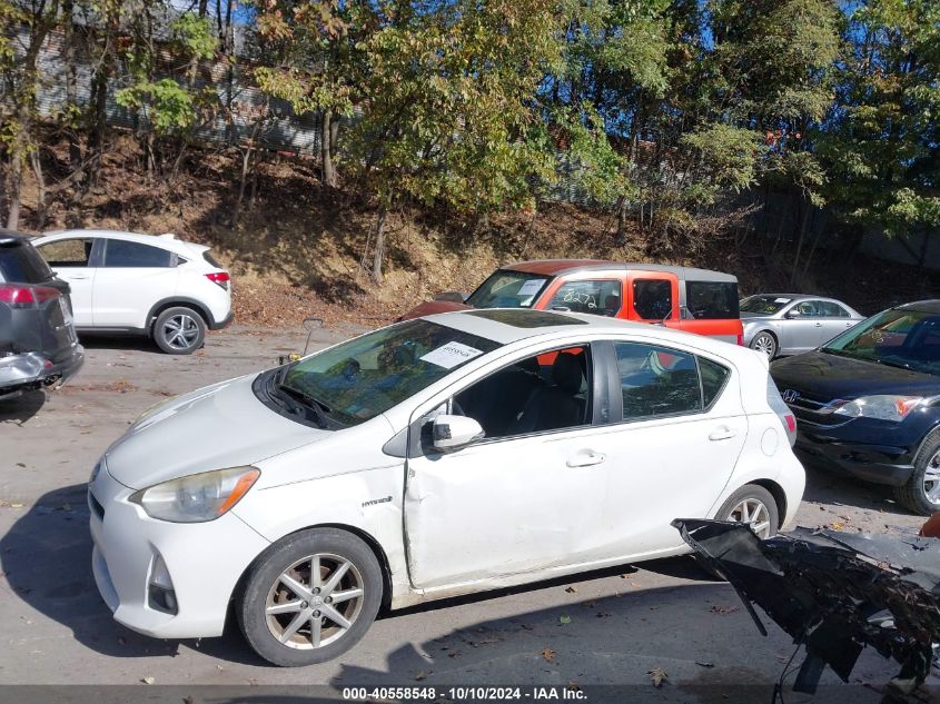 2014 Toyota Prius C Four VIN: JTDKDTB35E1060282 Lot: 40558548