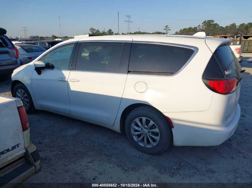 2017 Chrysler Pacifica Touring VIN: 2C4RC1DG7HR688592 Lot: 40558652