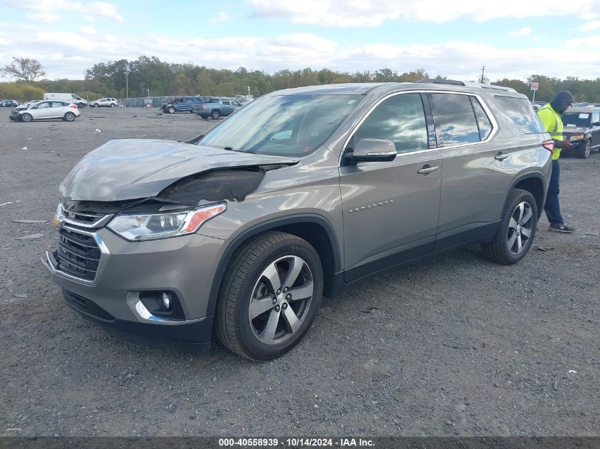 VIN 1GNEVHKW2JJ210402 2018 CHEVROLET TRAVERSE no.2