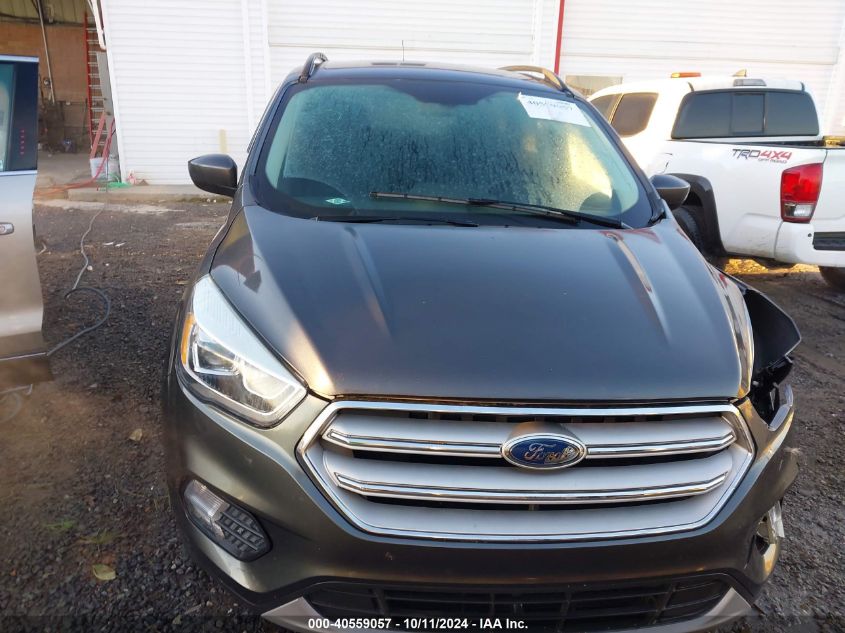 1FMCU9HD8JUC54901 2018 Ford Escape Sel